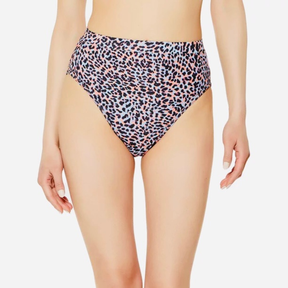 Jessica Simpson | Leopard High Waisted Bikini Bottoms | Size: Small |NWOT| 👙♥️